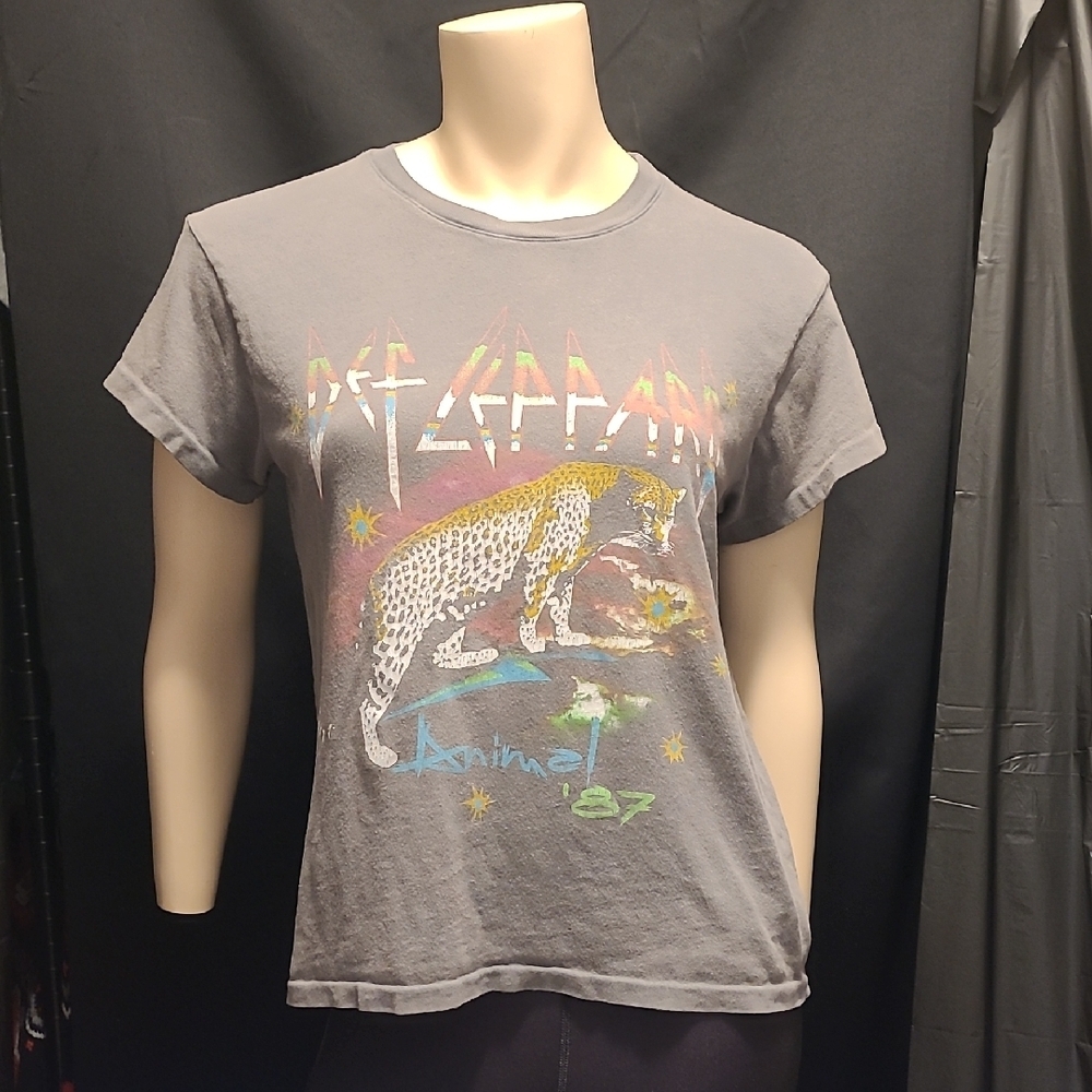 DAYDREAMER Gray DEF LEPPARD ANIMAL '87 Graphic T-Shirt